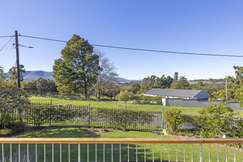 8 Bedroom Property for Sale in Grabouw Western Cape